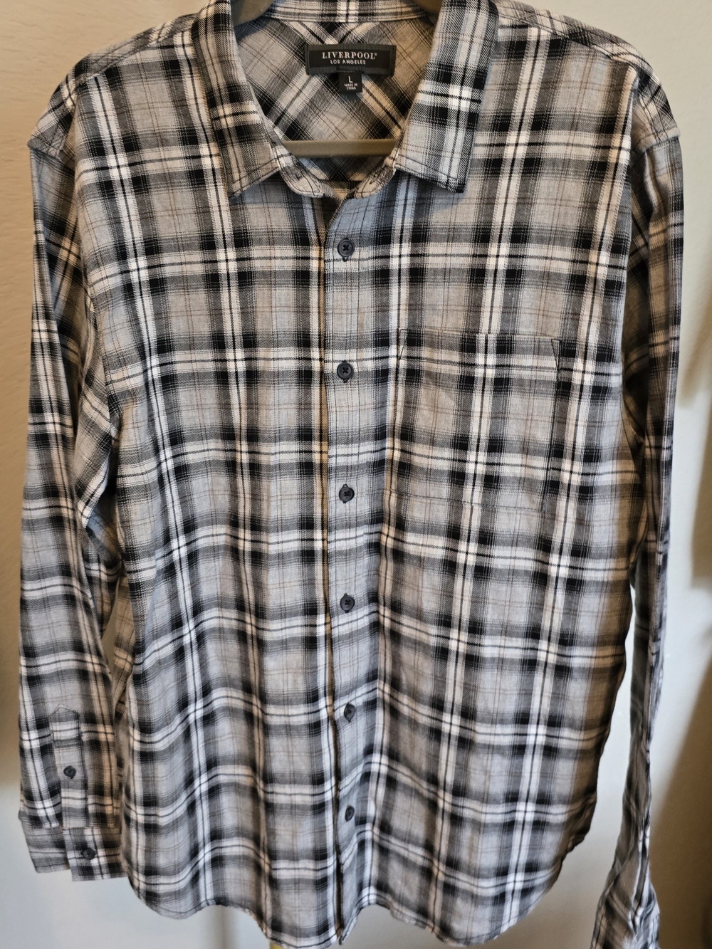 Liverpool Men's Gray & Black Plaid Button-Down Shirt